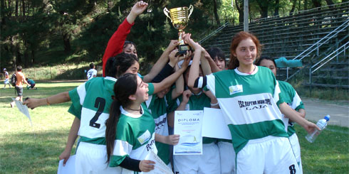 LAJINO.CL es LAJA en Internet // Lajinas obtienen provincial y ahora viajarán a Cañete para disputar el Campeonato Regional de Fútbol de los Juegos Municipalizados