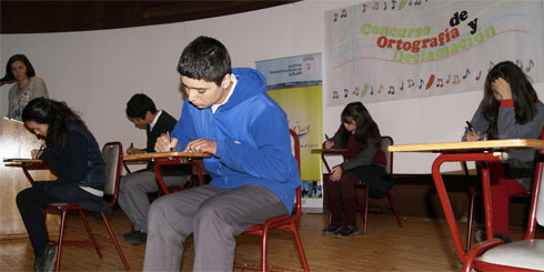 LAJINO.CL es LAJA en Internet // Estudiantes de Laja logran campeonatos regionales en Ortografía y Declamación // Foto: César Jara