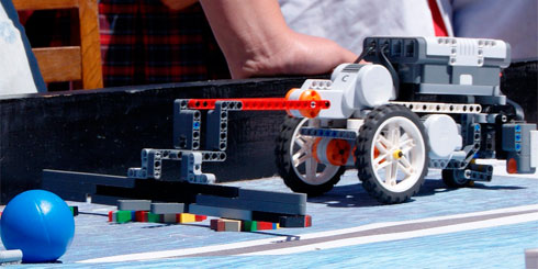 LAJINO.CL es LAJA es Internet // First Lego League; Equipo de robótica de Laja participará en Nacional