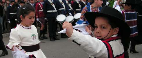 LAJINO.CL ES LAJA EN INTERNET // Fiestas Patrias 2012; Desfile rural en sector Santa Elena, comuna de Laja